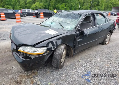 1999 Honda Accord Ex из США, поврежденный, VIN JHMCG6673XC034070